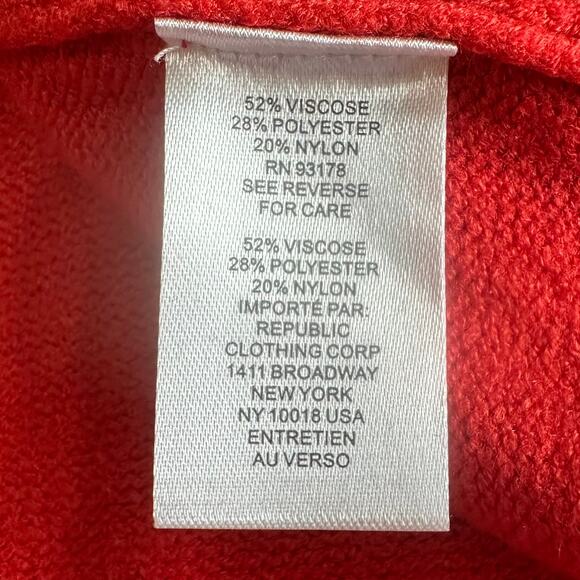 Tahari Women's Poppy Red Viscose Blend Sweater Size Large NWT - Picture 8 of 12